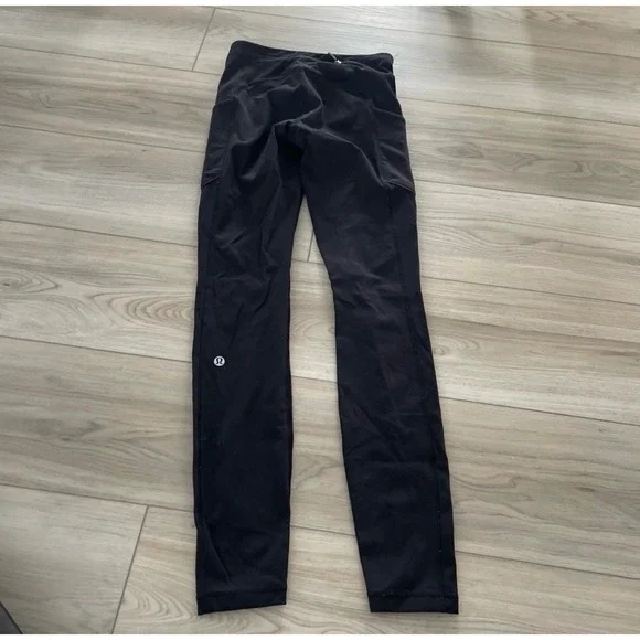 Lululemon High Rise Pocket Leggings Black Size 2 Athletic Athleisure - Picture 5 of 6